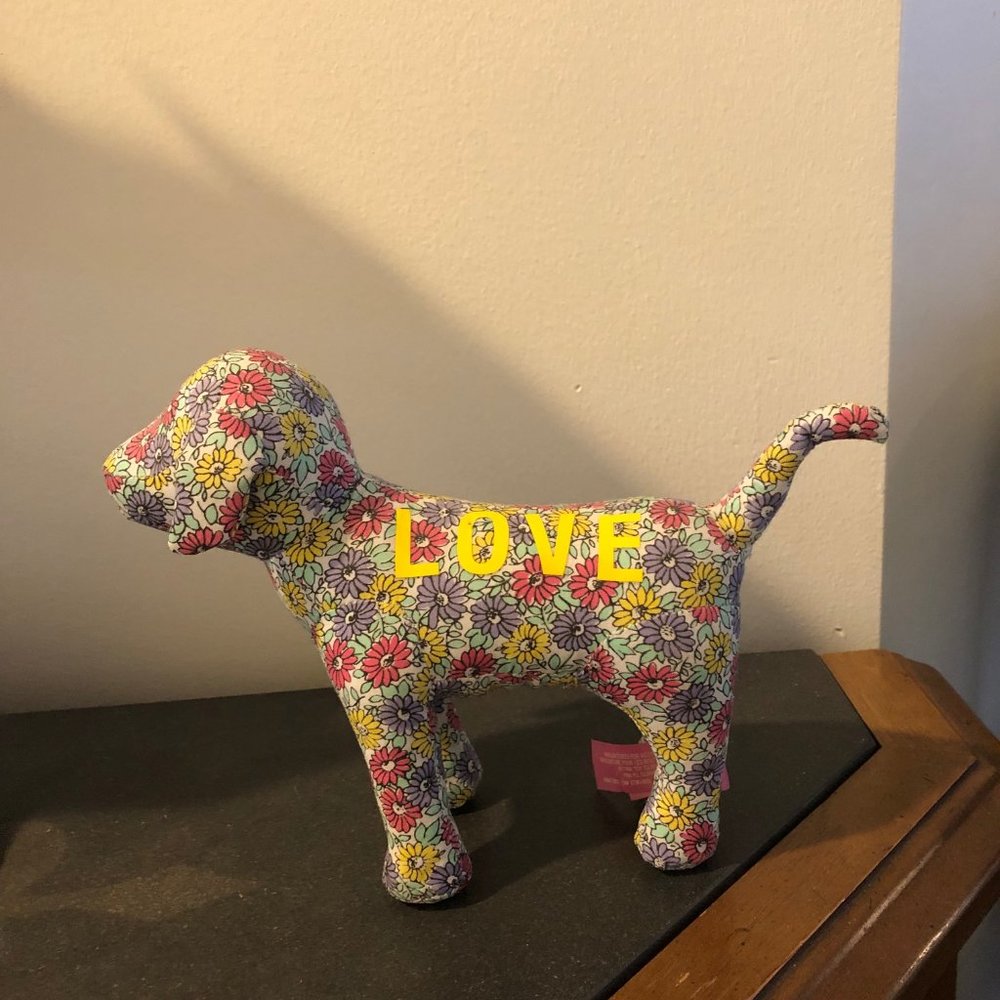 NWOT - Victoria's Secret PINK Stuffed Dog Daisy Flowers